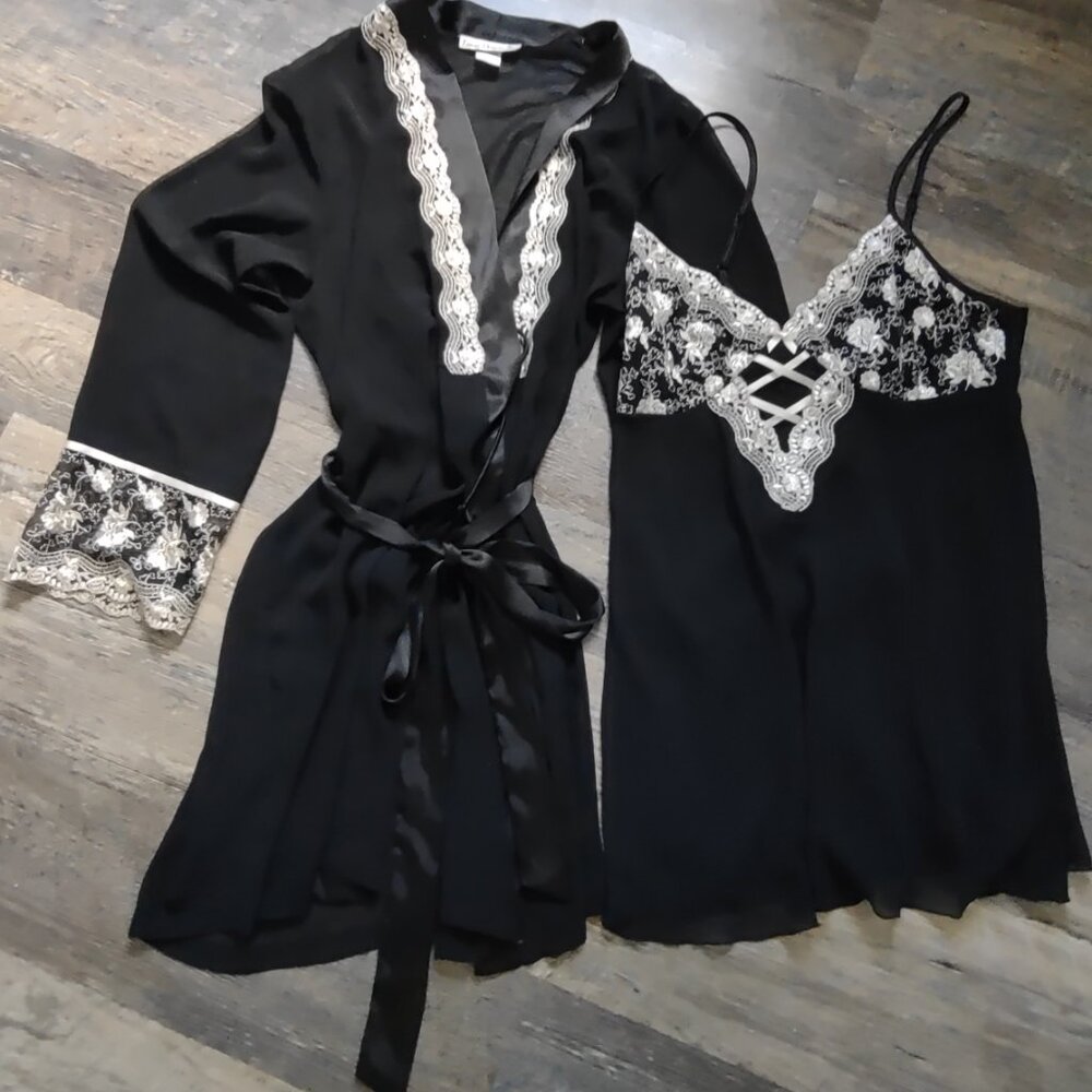 Linea Donatella Negligee & Robe Black w/ White Lace 2 Pc Set Sz Lg - Picture 10 of 11